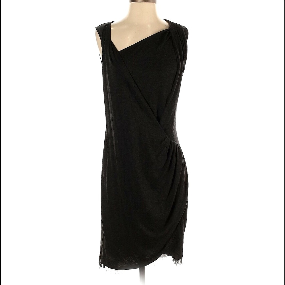 Simply Vera Little Black Dress
